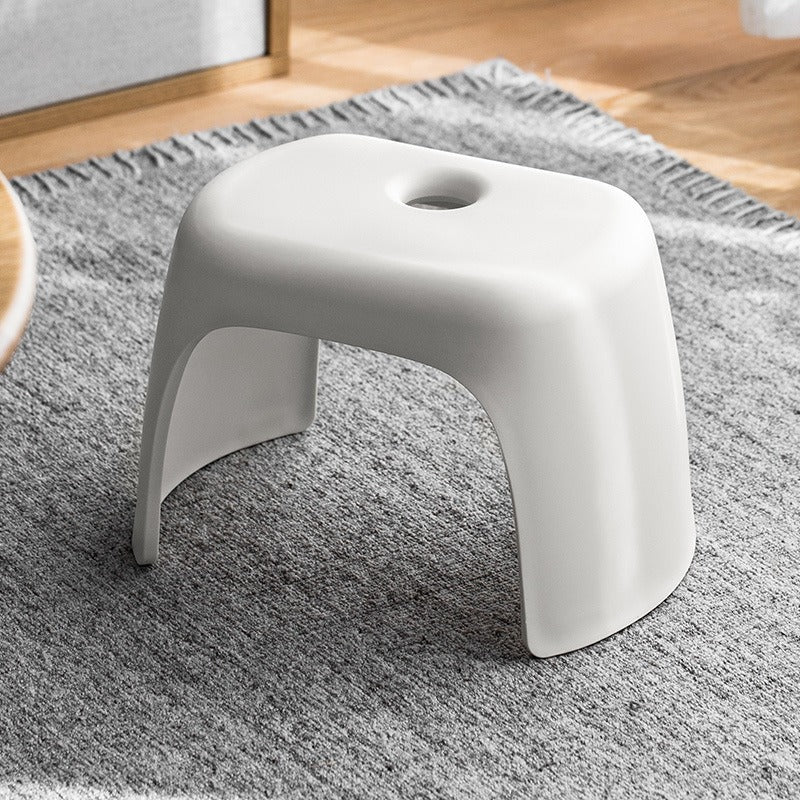 Thickened small stool, simple low stool, children, household plastic bench, small chair, shoe changing stool
